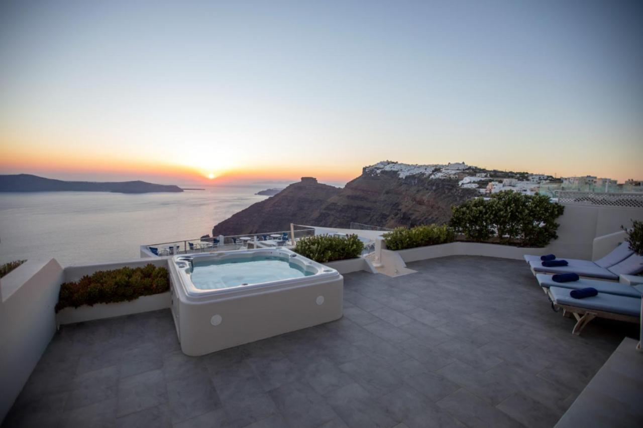 Sunset View Villa Santorini - With Outdoor Jacuzzi Firostefani Exterior foto
