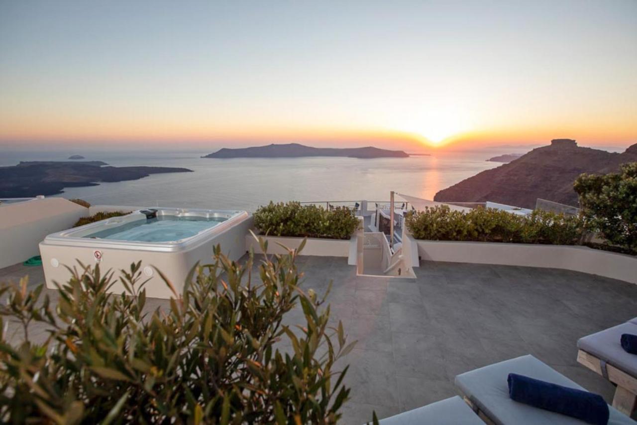 Sunset View Villa Santorini - With Outdoor Jacuzzi Firostefani Exterior foto
