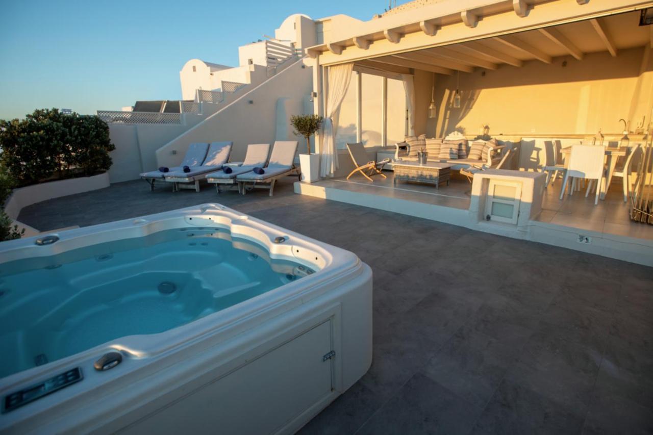 Sunset View Villa Santorini - With Outdoor Jacuzzi Firostefani Exterior foto